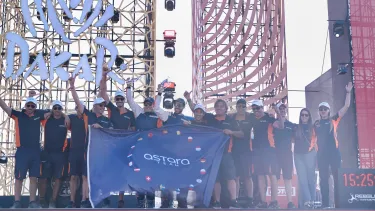 astara team podium