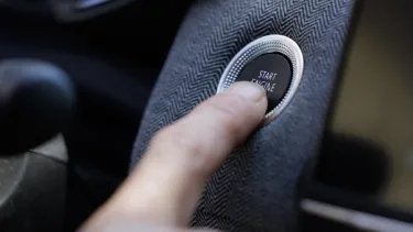 Gestión de los comandos de conducción de un coche.